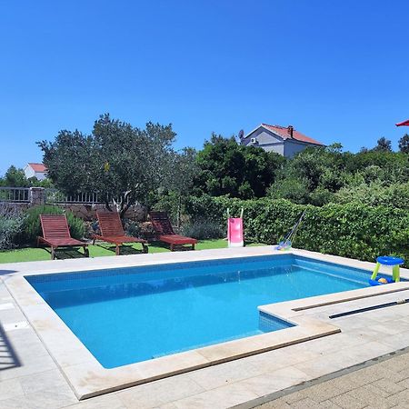 Holiday House Nena With Pool Vinisce Luaran gambar