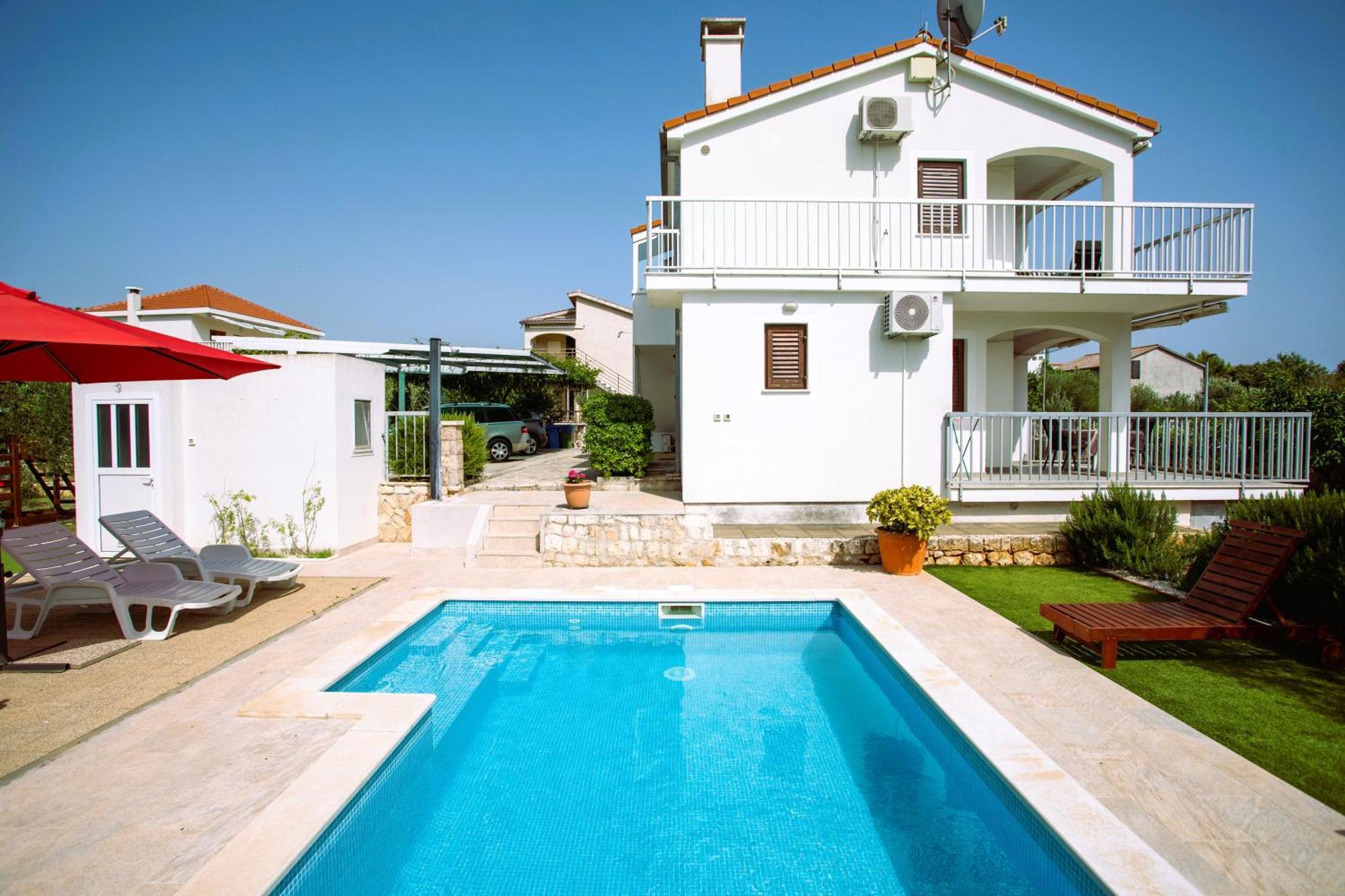 Holiday House Nena With Pool Vinisce Luaran gambar
